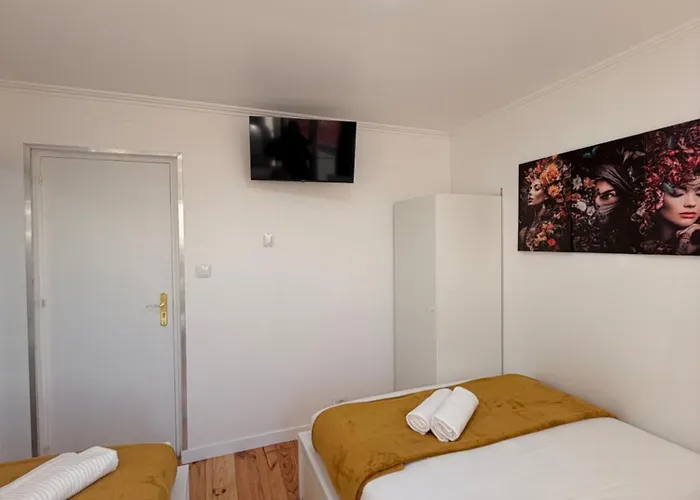 - Bairro Alto Centro Historico D Lisbona