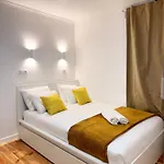 - Bairro Alto Centro Historico D ホームステイ リスボン
