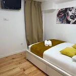Alloggio in famiglia - Bairro Alto Centro Historico D *
