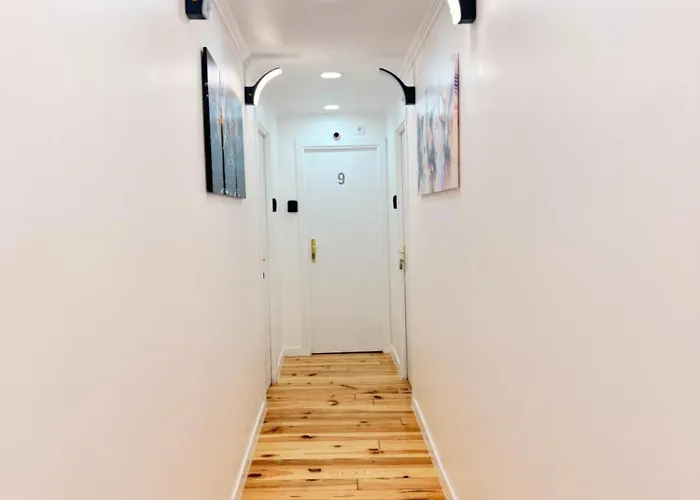 - Bairro Alto Centro Historico D Homestay Lisbon