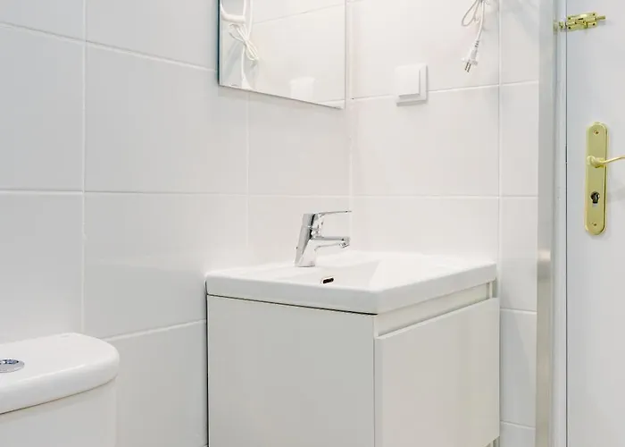 Homestay - Bairro Alto Centro Historico D Lisbon